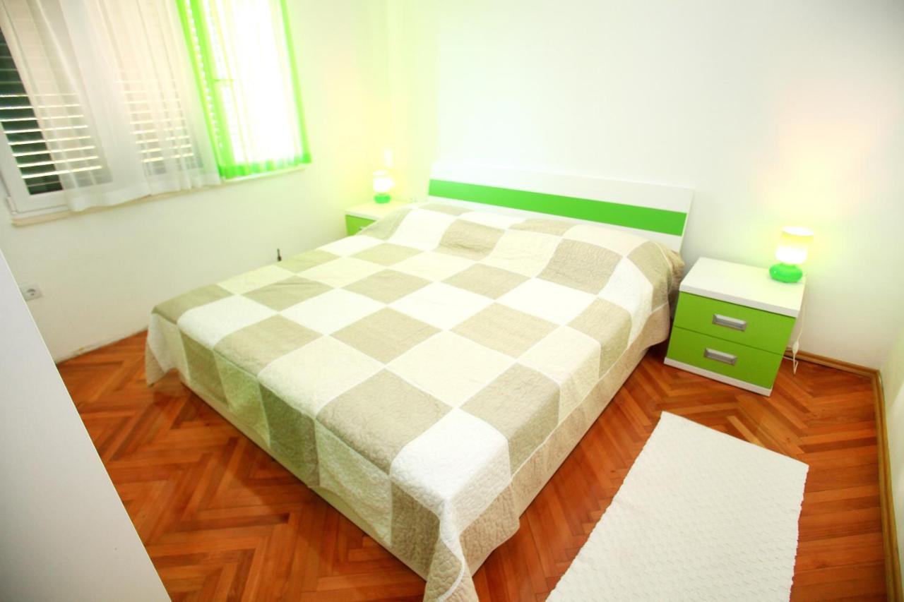 Apartments Nakir 슬라티네 객실 사진